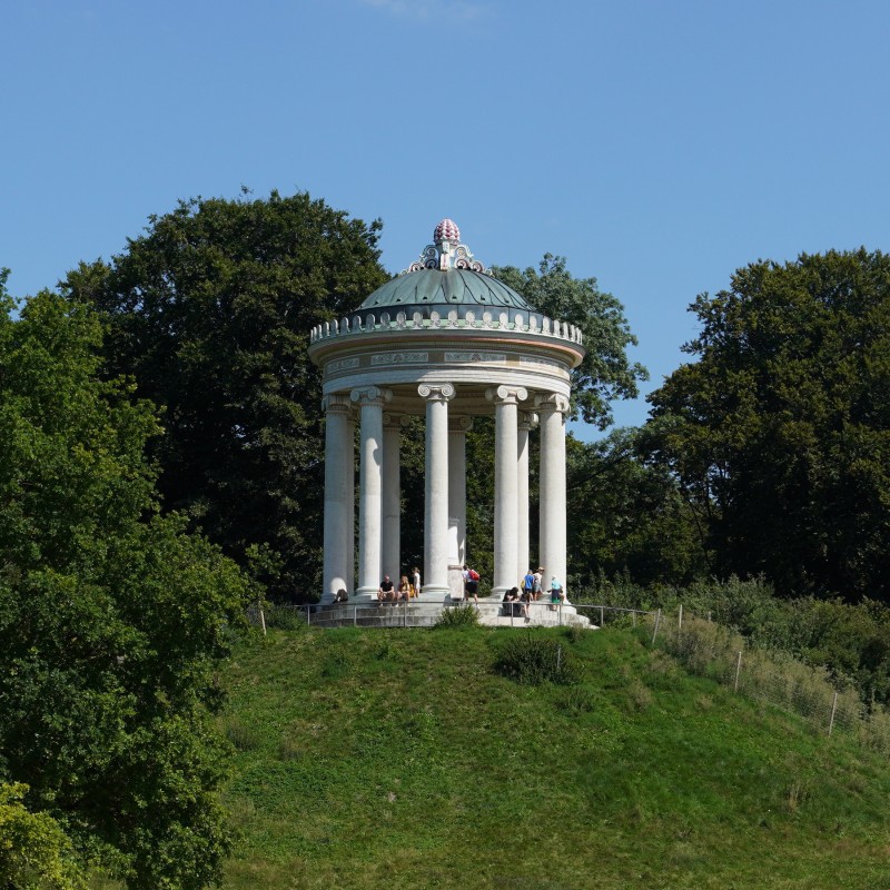 Betriebsferien bis einschl. Montag, 27. April